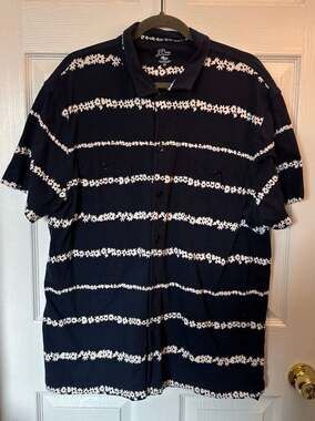 J.Crew Wall knit goods  Navy Blue flower Stripe Short Sleeve Button Down Shirt X